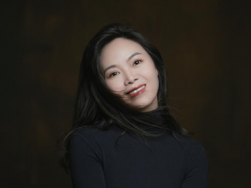 唐敏：女性在面對(duì)挑戰(zhàn)時(shí)展現(xiàn)更大的彈性