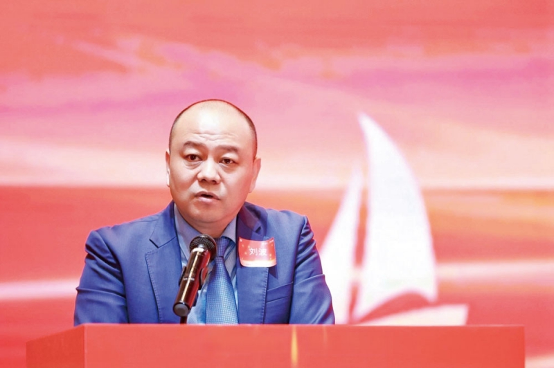 第三屆理事會(huì)會(huì)長(zhǎng)劉波作《深圳市塑料協(xié)會(huì)第三屆理事會(huì)工作報(bào)告》-拷貝